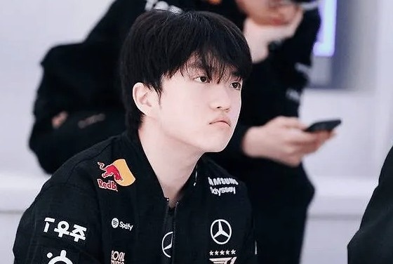 Keria:队伍还未打过训练赛,希望在26赛季拿更多的冠军